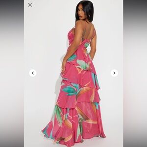 NWT Fashion Nova Tropical Tiered Maxi Dress Spring Dream Pink Size Medium Beach
